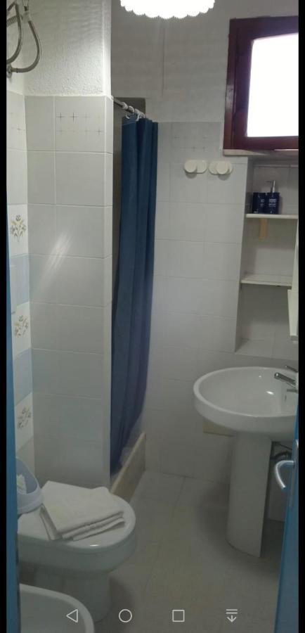 Villa Vera Trifamigliare Con Ingresso Diretto 20 Mt Al Mare Clima Wi-Fi Bbq Cala Liberotto Exterior foto